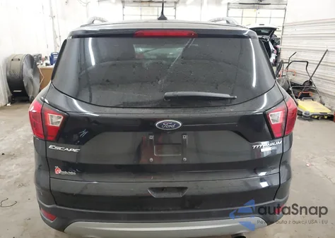 2019 Ford Escape Titanium из США, поврежденный, VIN 1FMCU9J97KUC58218